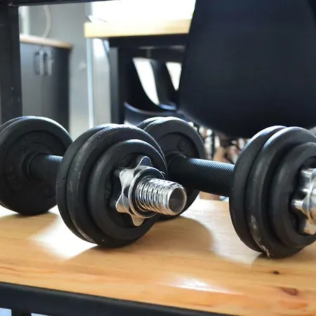 21/9 Baker Street Hostel *