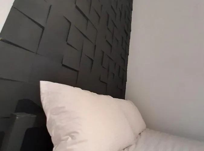 21/9 Baker Street * Львів